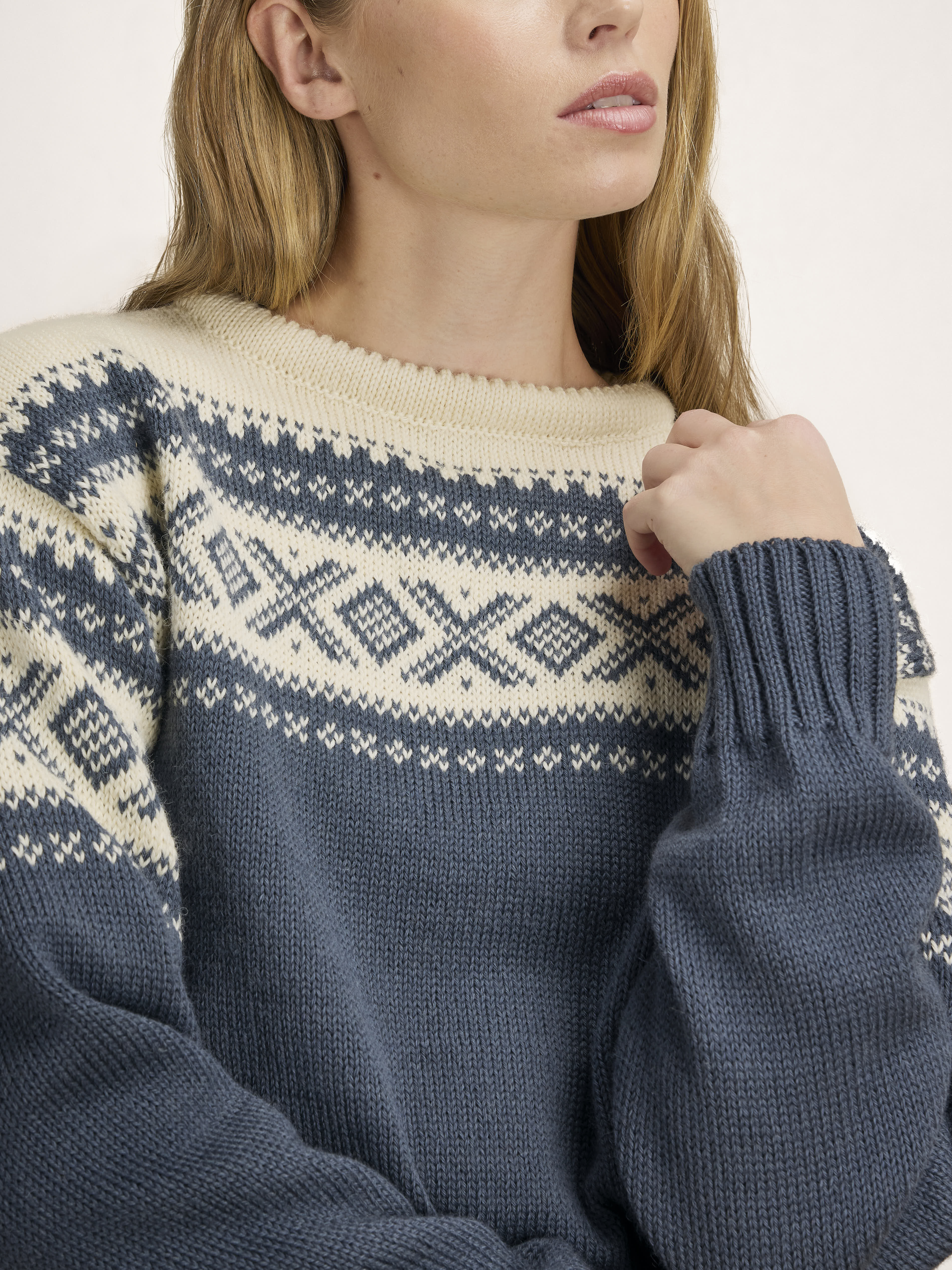 Cortina 1956 Sweater - Norwegian Wool Steel Offwhite