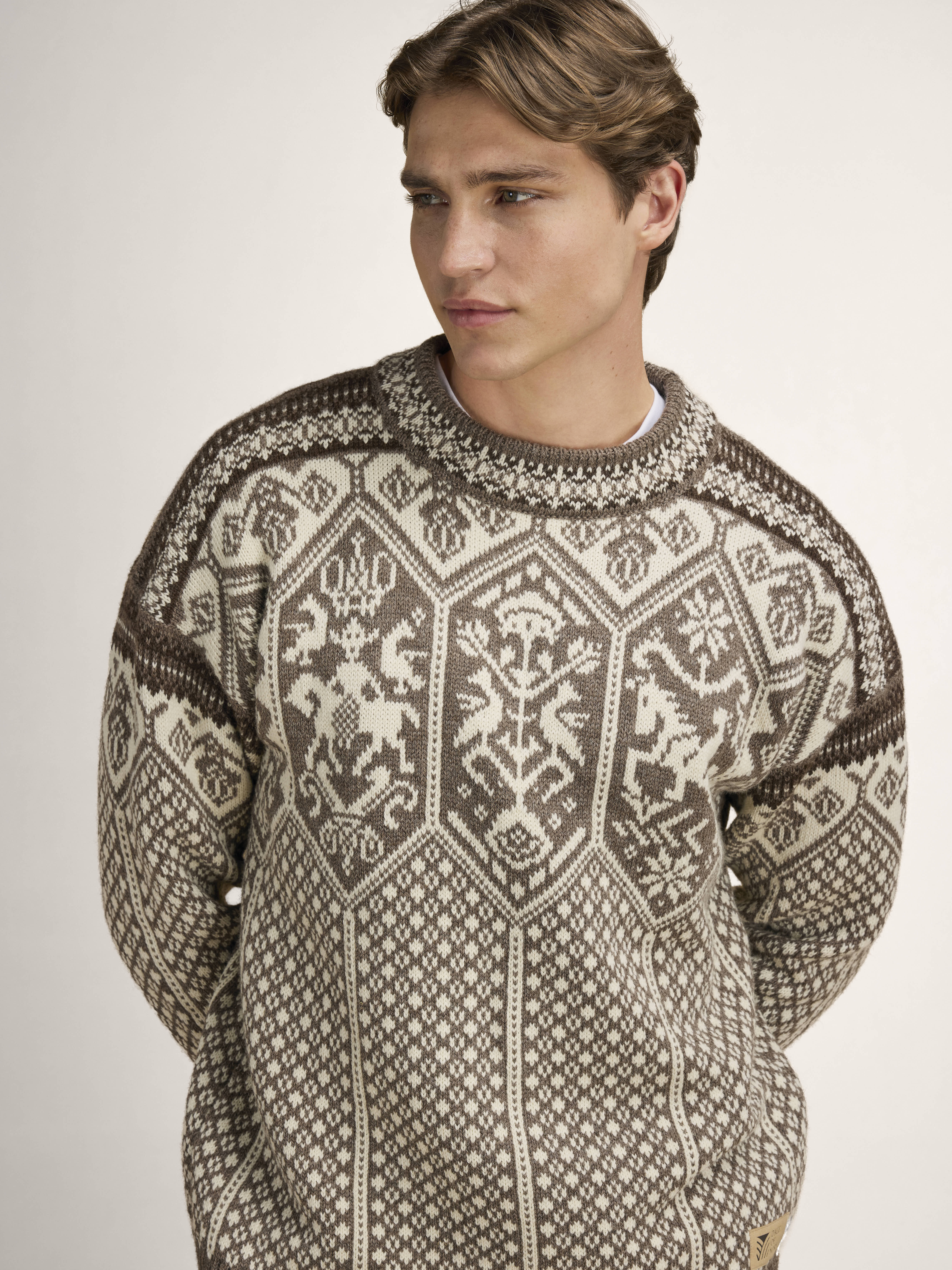 1994 Lillehammer wool sweater unisex Nutmeg Nat.white Coffee