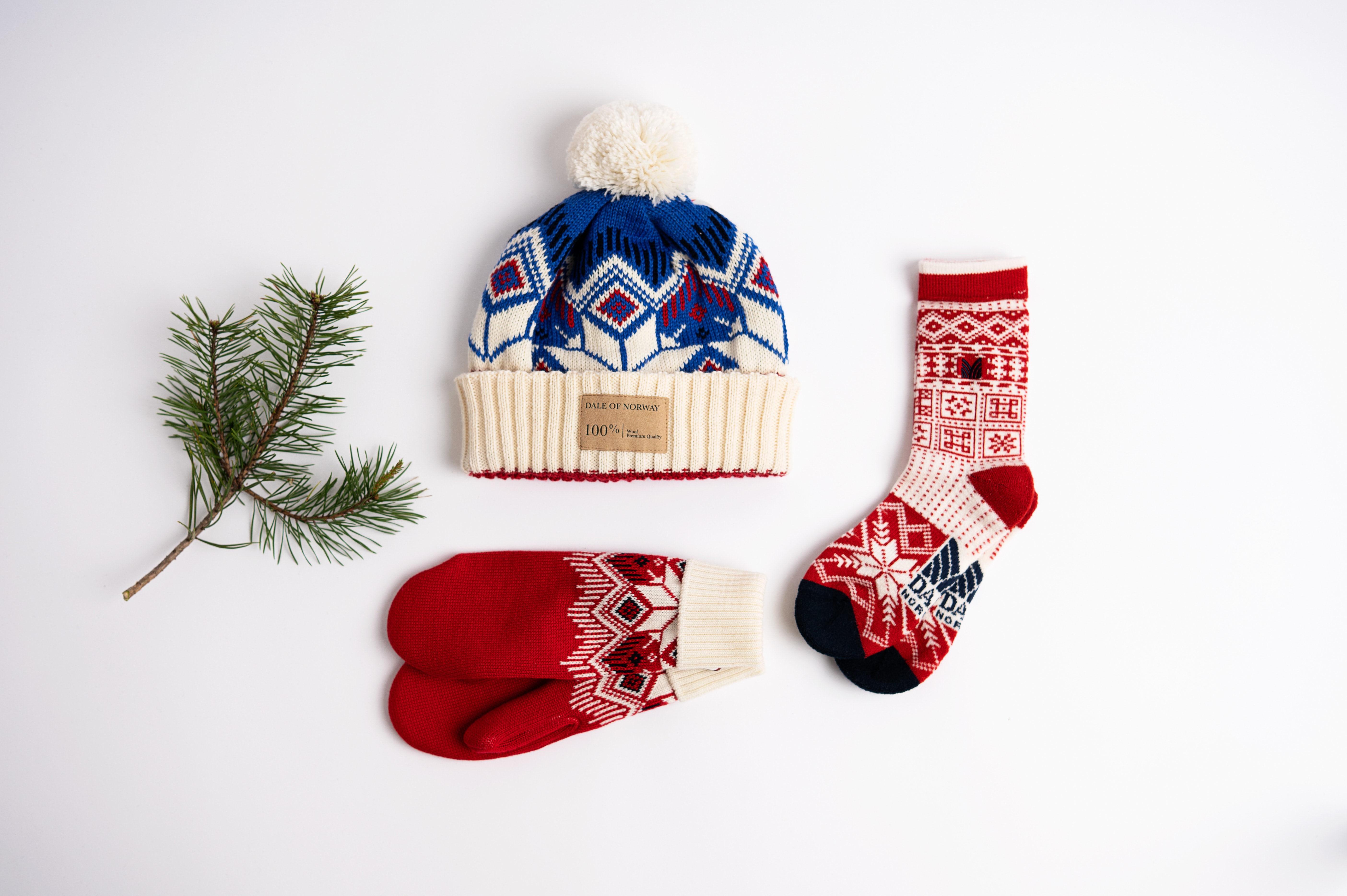 Christmas inspiration of Vilja hat, mittens and history socks.